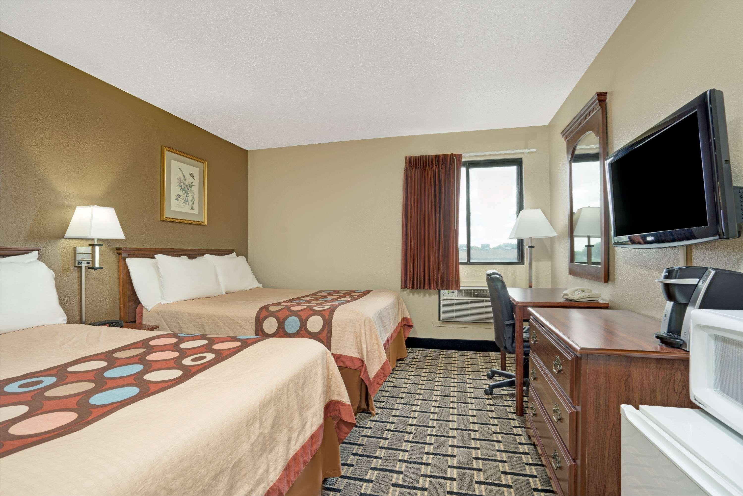 Hotel Super 8 By Wyndham Melrose Esterno foto